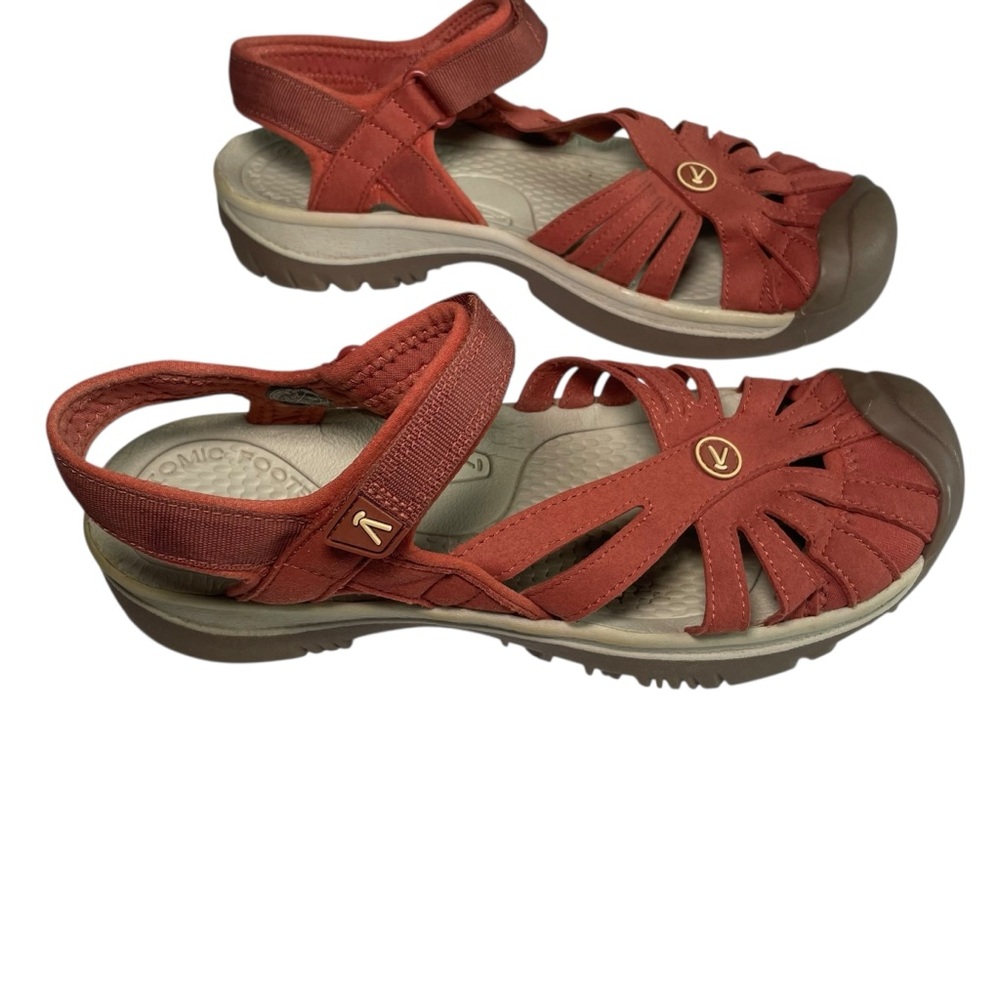 Keen Rose Sandals Womens Size 8.5 Redwood Red Closed Toe Hiking Waterproof Shoes